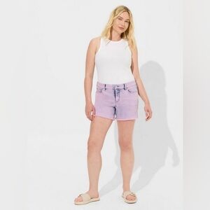 TORRID size 22 Perfect Boyfriend Vintage Stretch Mid-Rise Short acid wash lilac